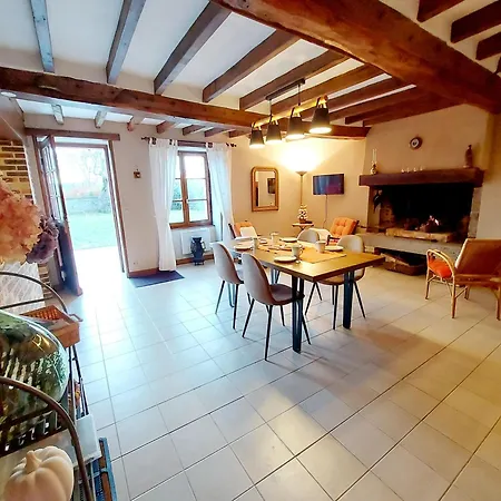 La Maison De Gabrielle 펜션 Villepail